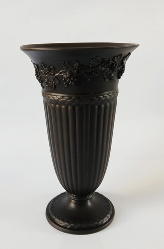 Wedgwood black basalt jasper - wedgwood,