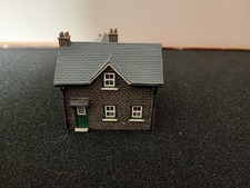 Hornby N8078 N Gauge Station Row Cottages 