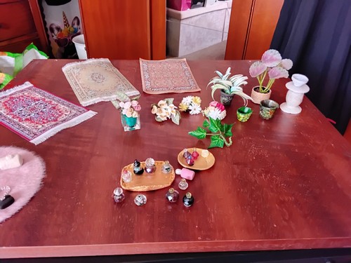 Doll house accesories - house,