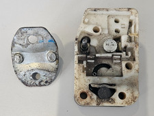 Triumph STAG **RH DOOR CATCH +