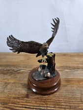 LOVELY METAL EAGLE SCULPTURE