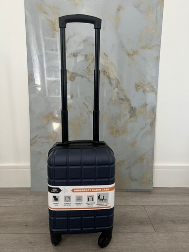 Ryanair 40x25x20cm under seat - ryanair,