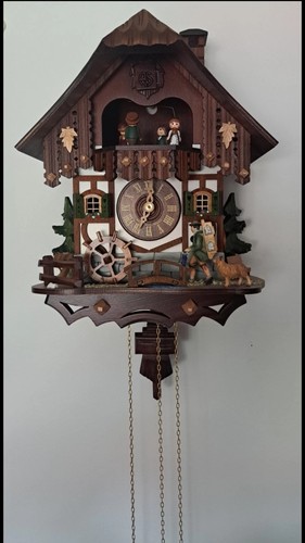 Black forest clock - black, peddler