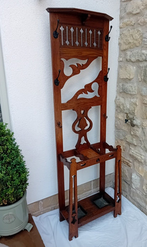 Antique art nuovo coat - nuovo, stand