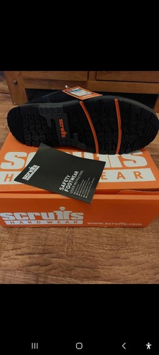 Scruffs safety shoes size 8 - shoes,
