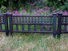 Woodside Bronze Decorative Plastic Garden Fence Panels, Border Edging (4 pack)