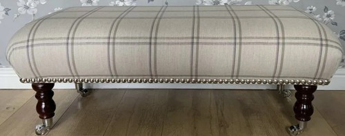 New footstool laura - new,