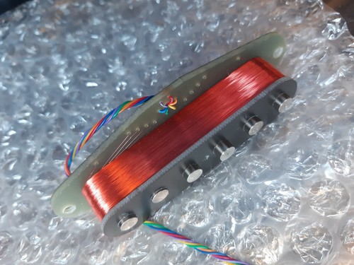 Boutique handwound strat - handwound,