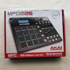 Akai MPD226 16-Pad USB Midi