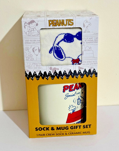Peanuts snoopy mug - peanuts, socks