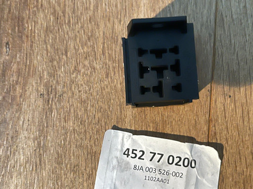 Hella relay socket 9 - relay, 9-pin