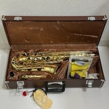 Yamaha YAS-32 Alto Saxophone