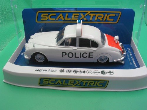 Scalextric c4420 jaguar mkll - jaguar,