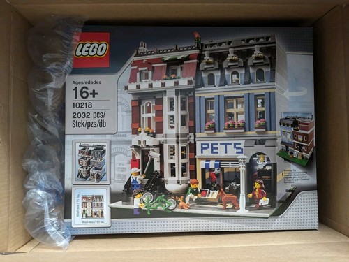 Lego modual building pet - 'modual, building'
