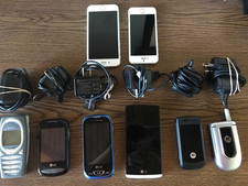 8 Vintage Cell Phone Lot:  LG, Nokia TracFone, Motorola,  iPhones - Parts/Repair