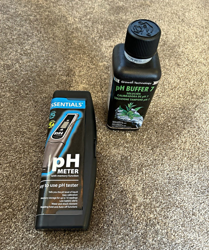 Essentials digital meter - digital,