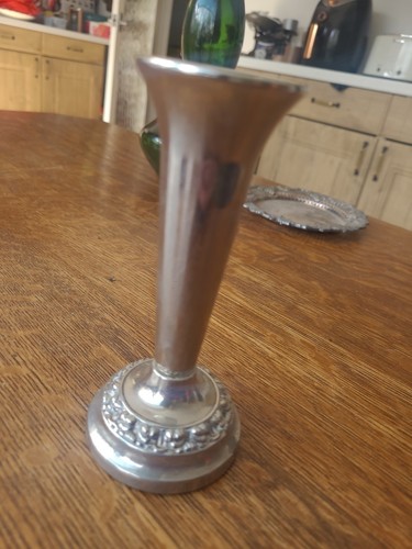Vintage silver plated bud - silver,