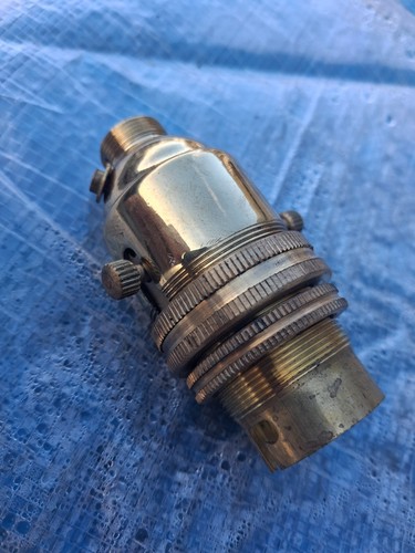 Lamp holder b22 - |,