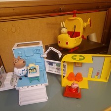 Peppa Pig Dr Bear Mobile