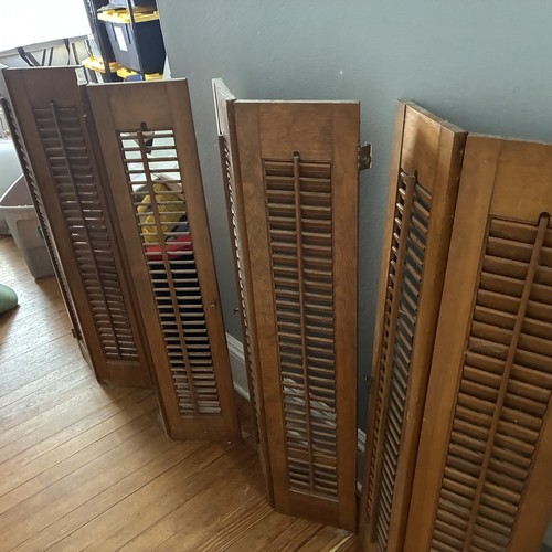 Vtg wooden window - vtg, shutters