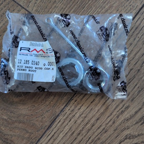 Vespa wheel nut with - 2t,