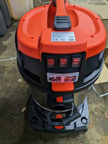 70l industrial vacuum cleaner - 70l,