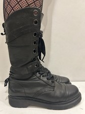 Dr Martens Triumph Amilita