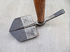 British Army WW2 Entrenching Tool spade – 1941 Dated Head - ELWELL, Broad Arrow