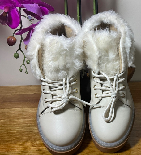 Adesso aloe boots vanilla - in,