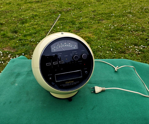 Weltron 2001 vintage space age - vintage,