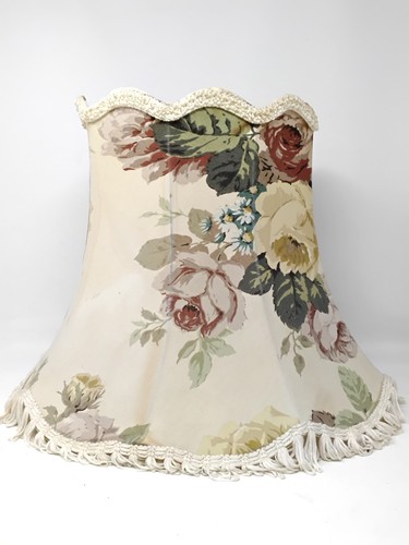 Vintage cream coloured - cream, floral