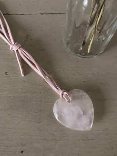 Pink rose quartz leather - pink,