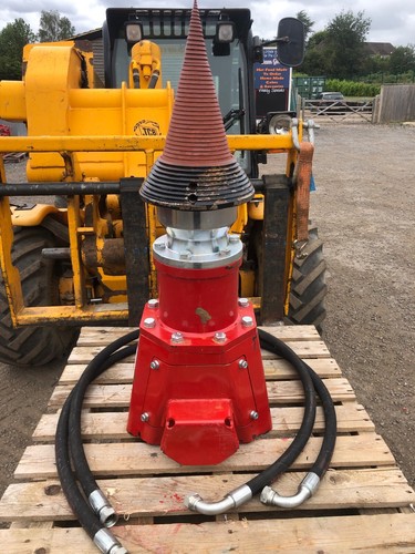 Log splitter screw type - log,