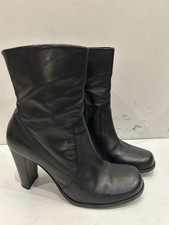 Vintage Faith Y2K Round Toe