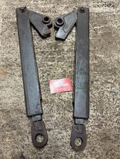 Massey Ferguson 3000 Series Pick Up Hitch Rod’s 