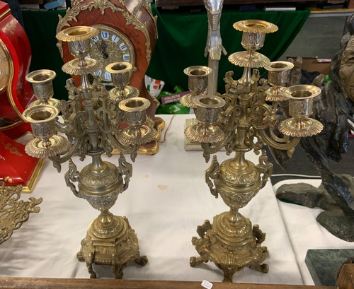 Pair lights french - of,