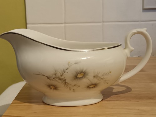 Mayfair fine bone china - mayfair, gravy