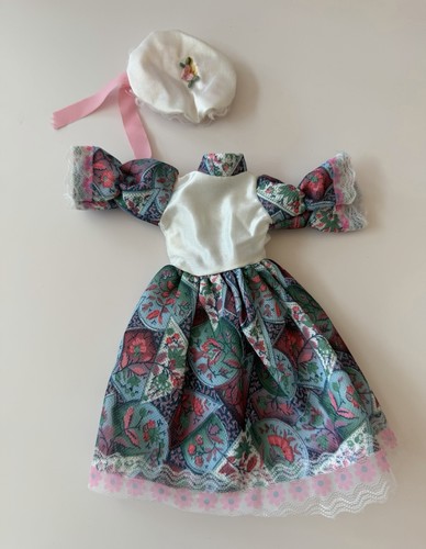 Vintage faerie glen doll - glen, dress