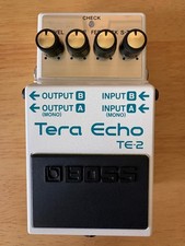 BOSS TE-2 Tera Echo Pedal with