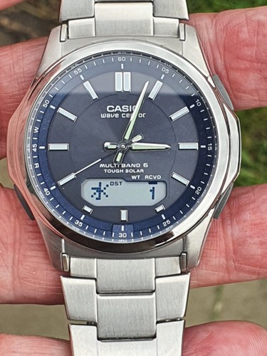 Beautiful blue casio wave - blue,