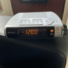 SONY DREAM MACHINE 3-BAND
