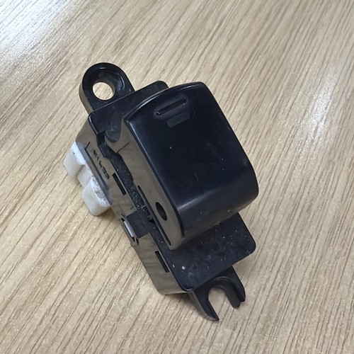 Genuine nissan qashqai mk1 j10 - genuine,