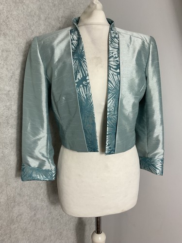 Roman originals aqua - roman, cropped