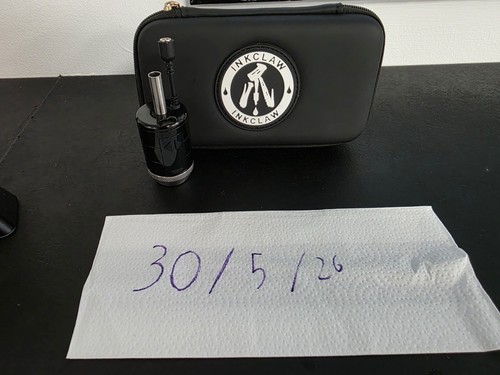 Inkclaw wireless supply grip