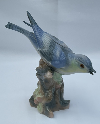 Casades bird figurine made - casades,