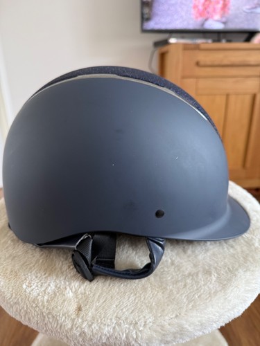 Girls horse riding helmet size