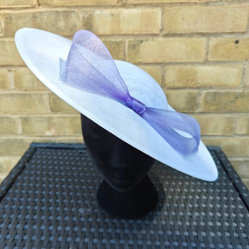 White lilac bow wide brim - bow,
