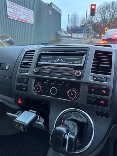 Media stereo unit vw 5mo - stereo,