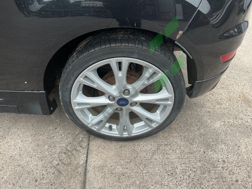 2015 ford fiesta alloy - ford,
