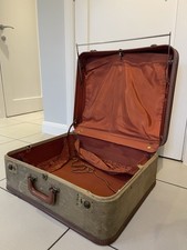 Vintage Suitcase Classic